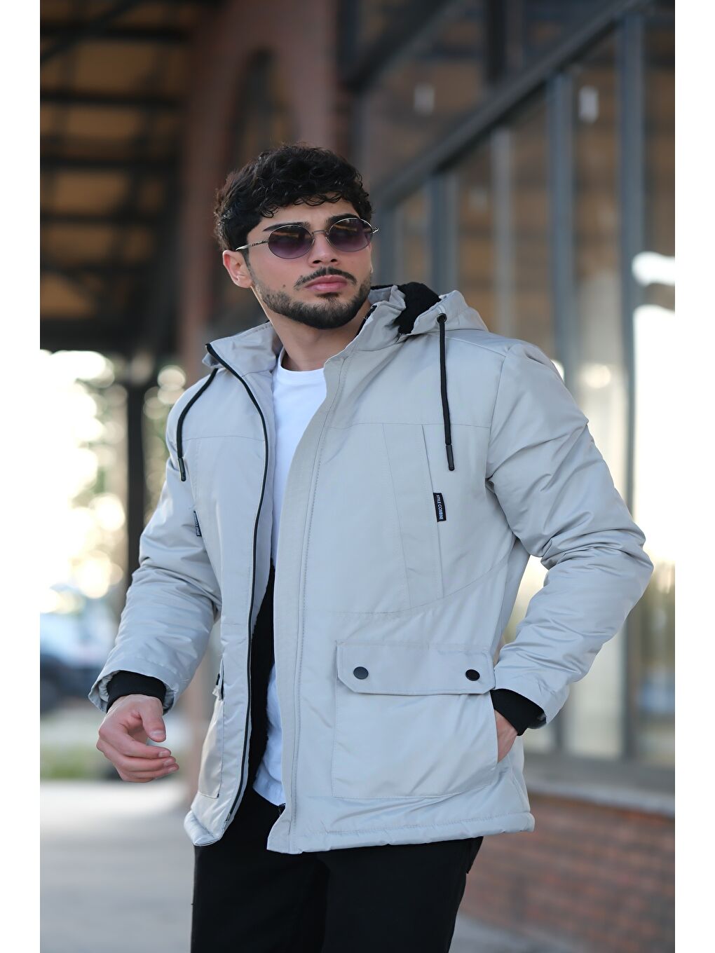 کاپشن  استیکومبین